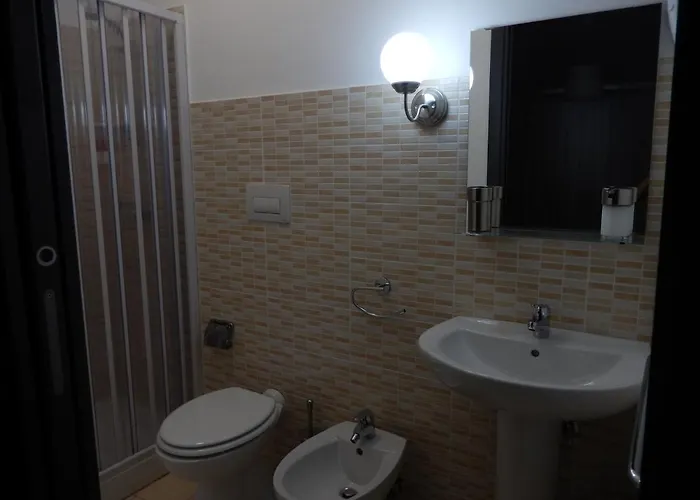 Magna Graecia לינה וארוחת בוקר סקליאה