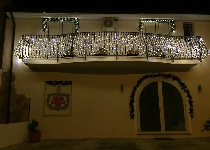 Magna Graecia לינה וארוחת בוקר